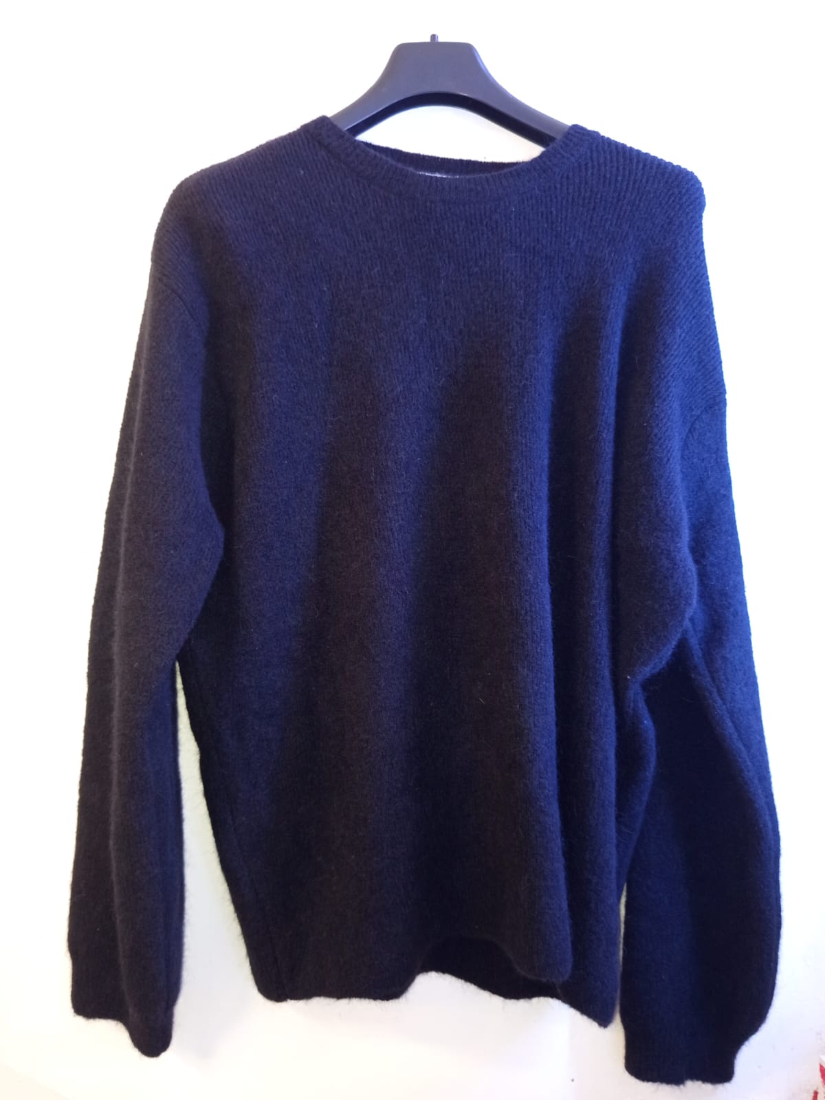 Morbidissimo maglione nero di lana merino e alpaca