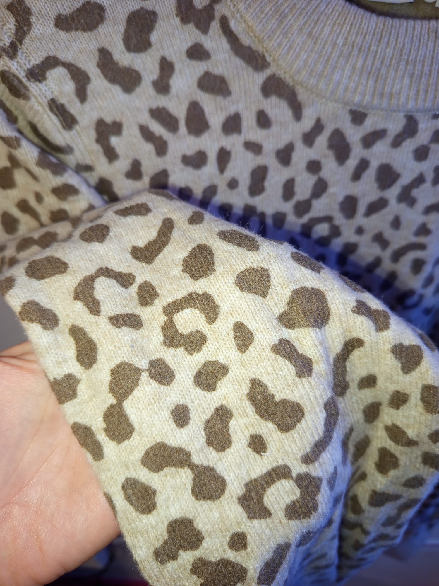 Maglione maculato - immagine 3