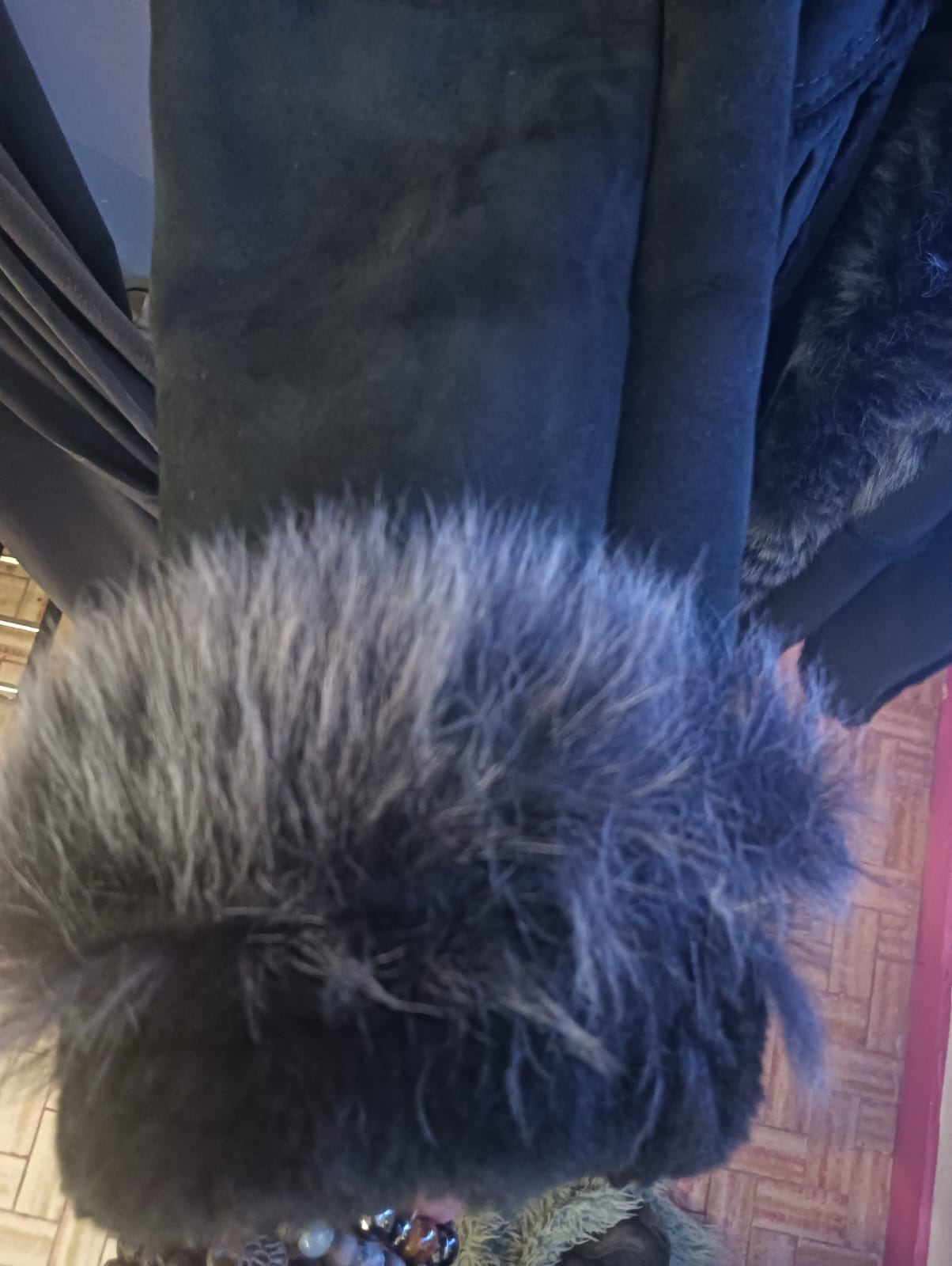 bellissimo schearling nero lungo tg 44 - immagine 7